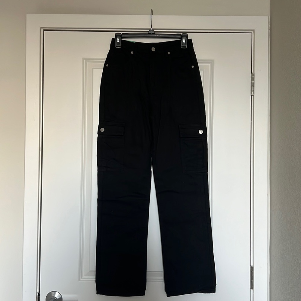 Black 90s Boyfriend Cargo Jeans - New with Tag